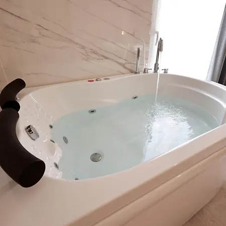 Aparthotel Livia