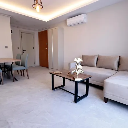 Livia Aparthotel