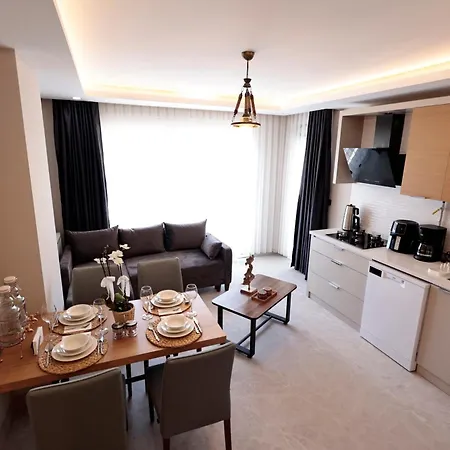 Aparthotel Livia 3*