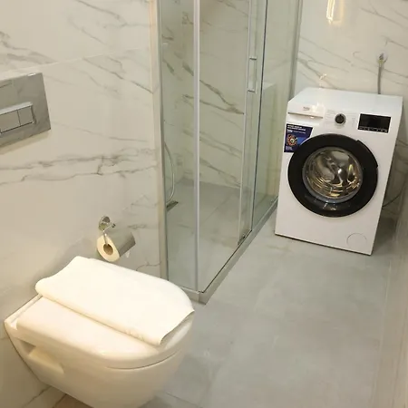 Livia Aparthotel