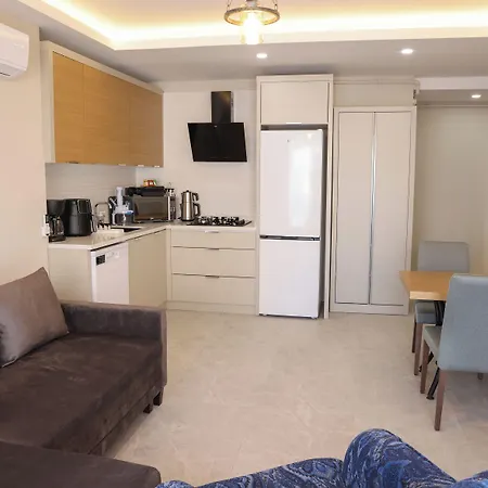 Livia Апарт-отель 4*