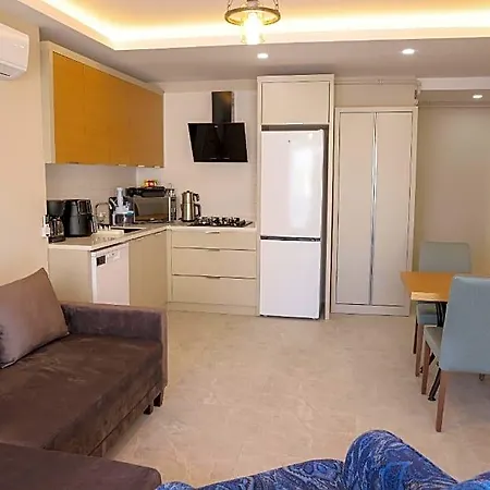Livia 4*