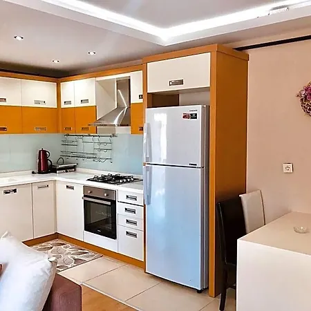 Apart-hotel Livia 4*