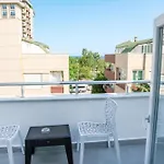 Livia 公寓式酒店 4*