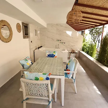 Lejlighedshotel Livia 4*